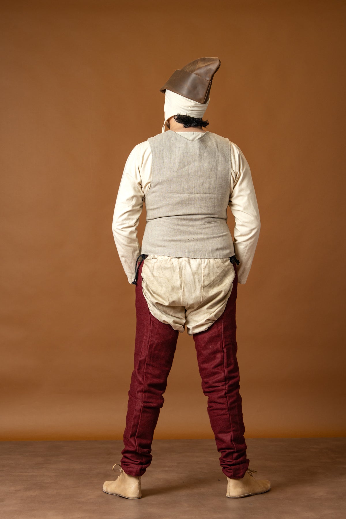 14th-15th century pourpoint, linen, natural 
