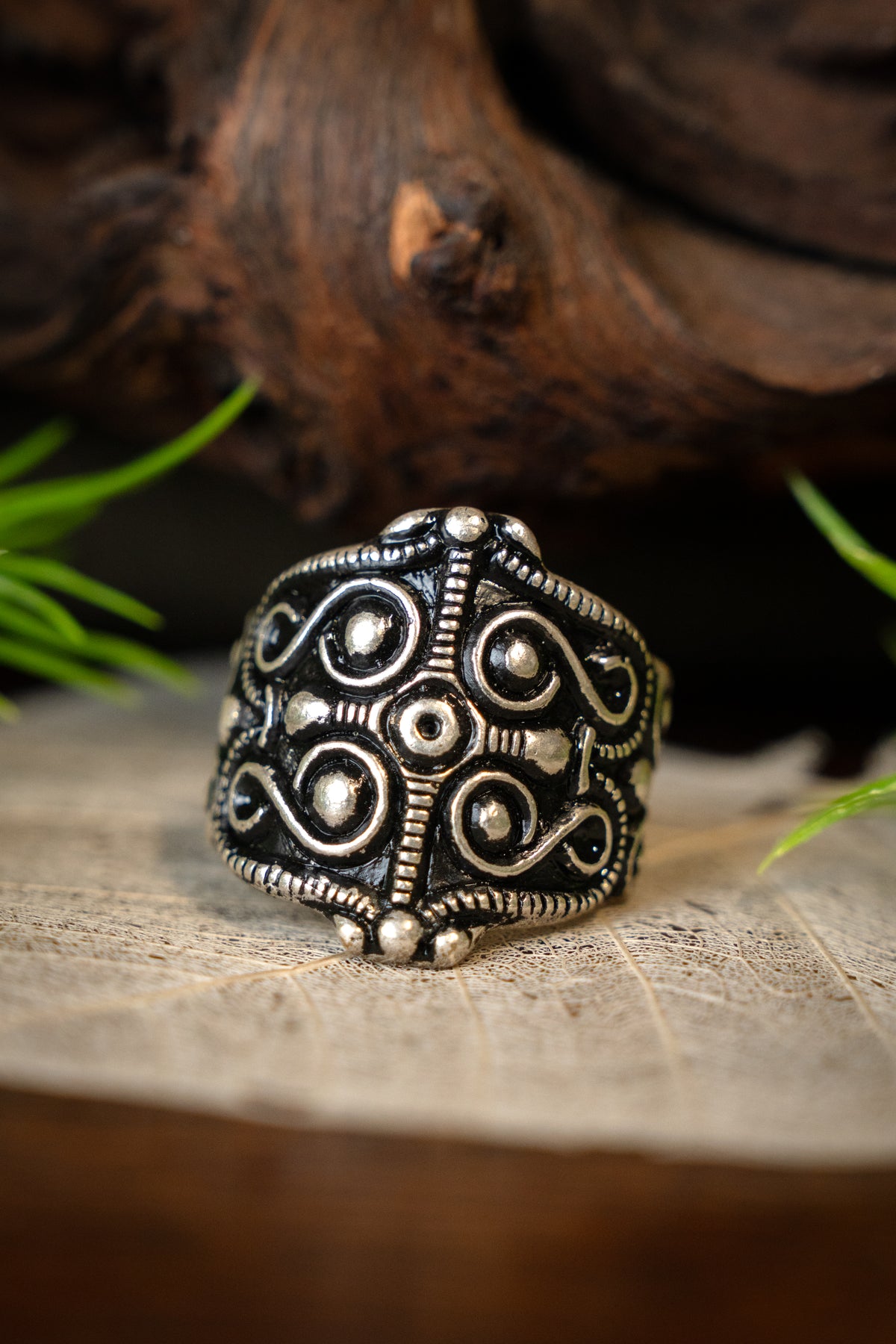 Gaulish ring La Tene, silvered bronze