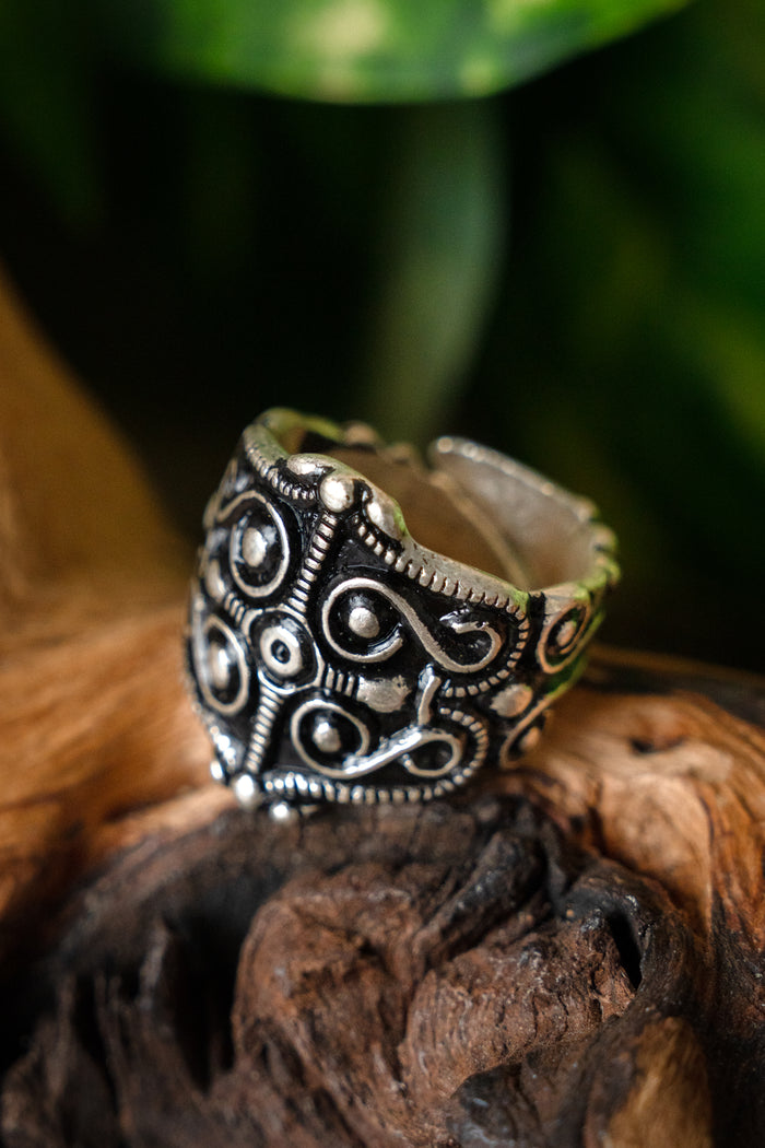 Gaulish ring La Tene, silvered bronze