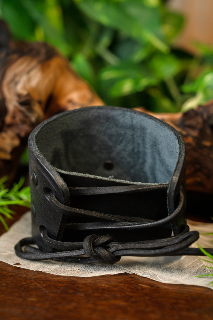 Celtic bracelet, black, leather