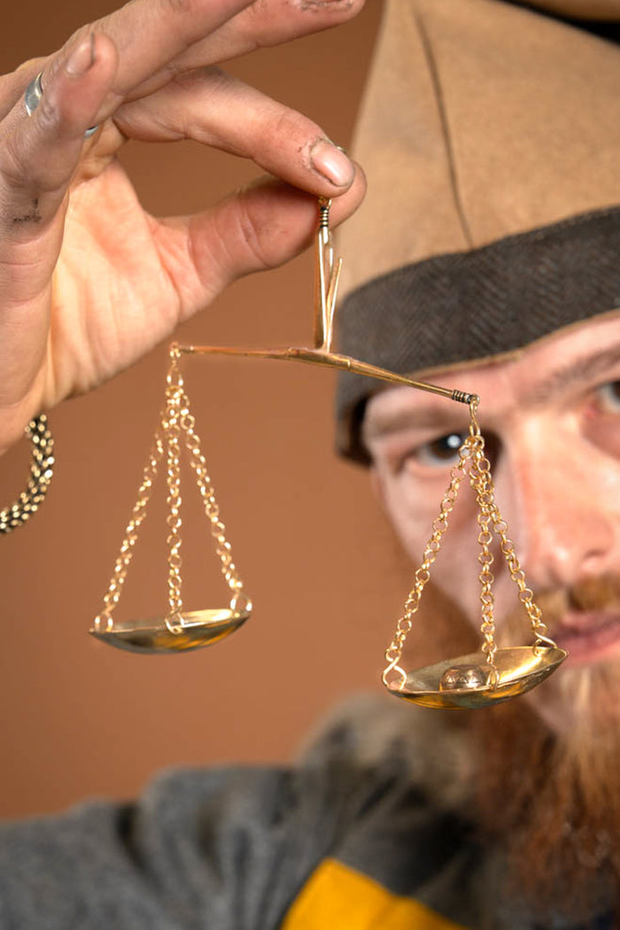 Viking folding scale