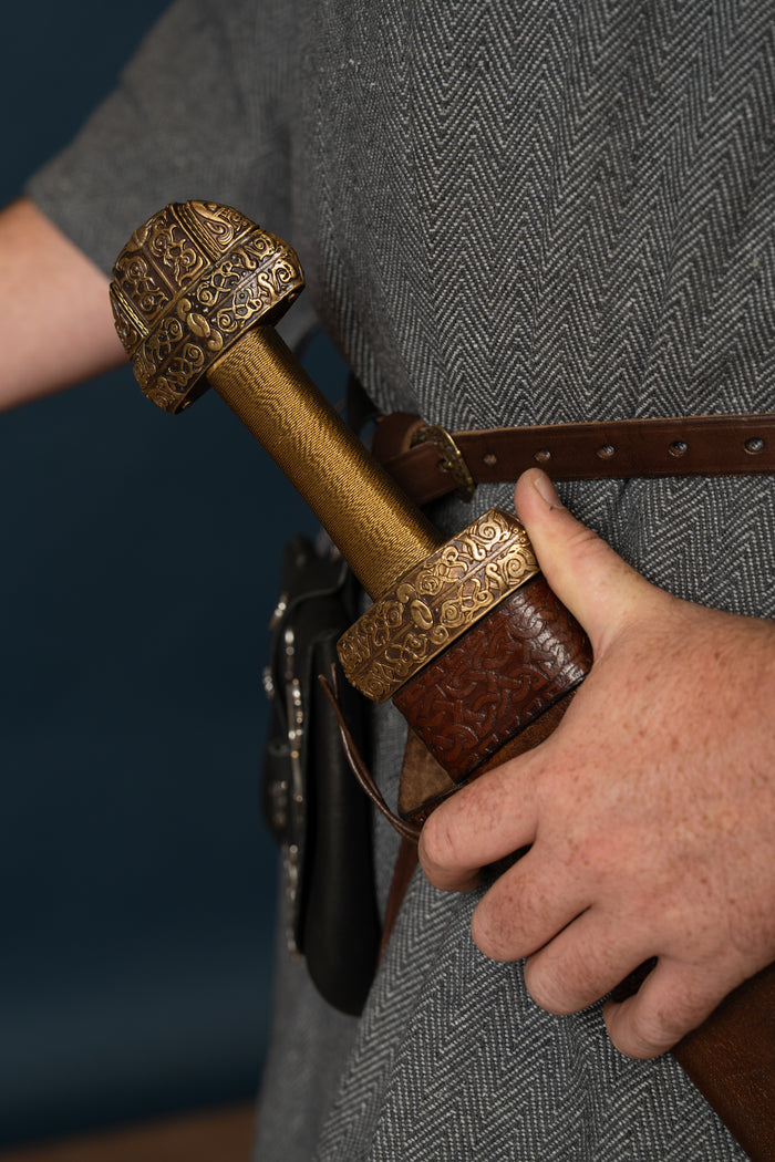 Viking sword Gnezdovo, Petersen D, semi-sharp