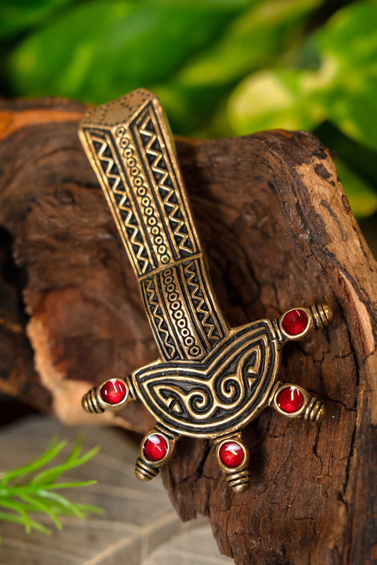 Enamelled Merovingian hinged fibula, bronze