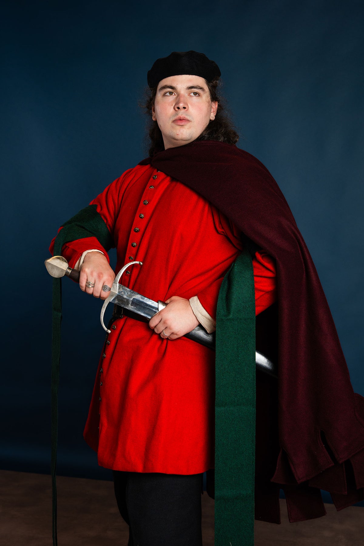 Late medieval houppelande, red, wool