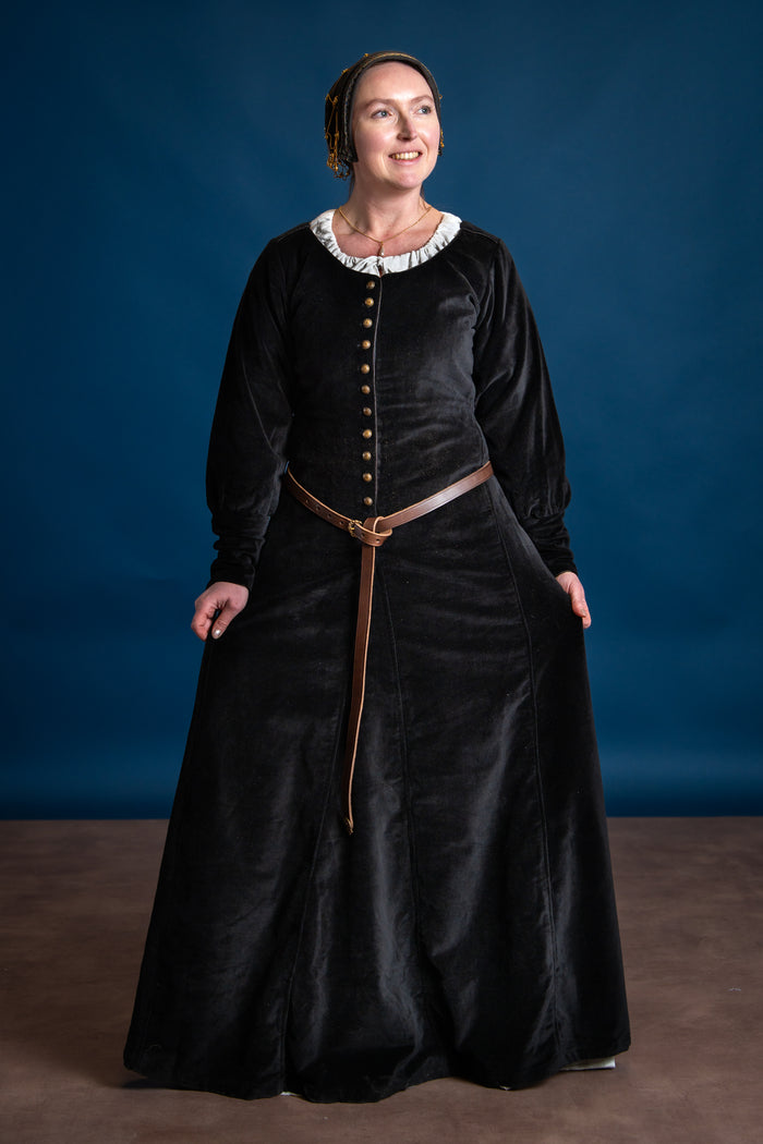 Velvet cotehardie Christina, black