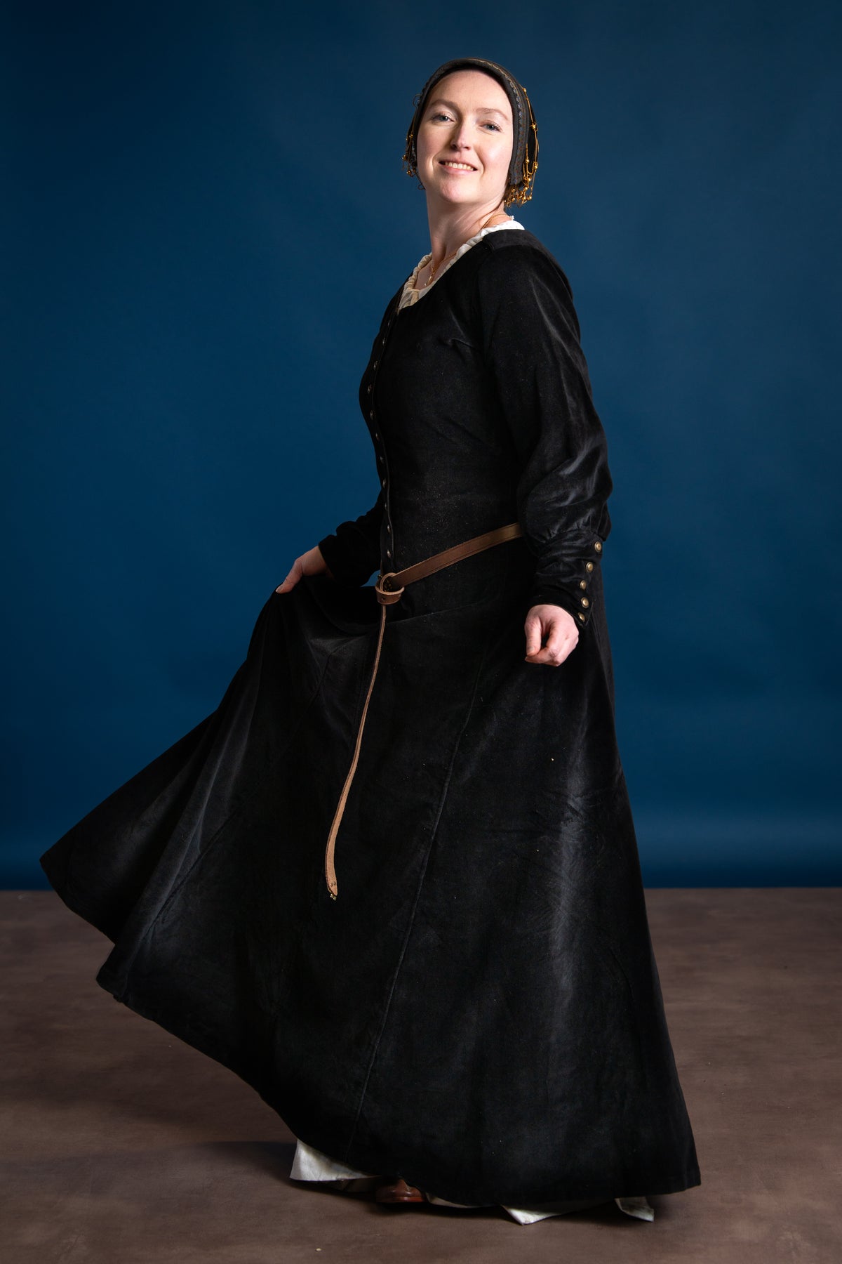 Velvet cotehardie Christina, black