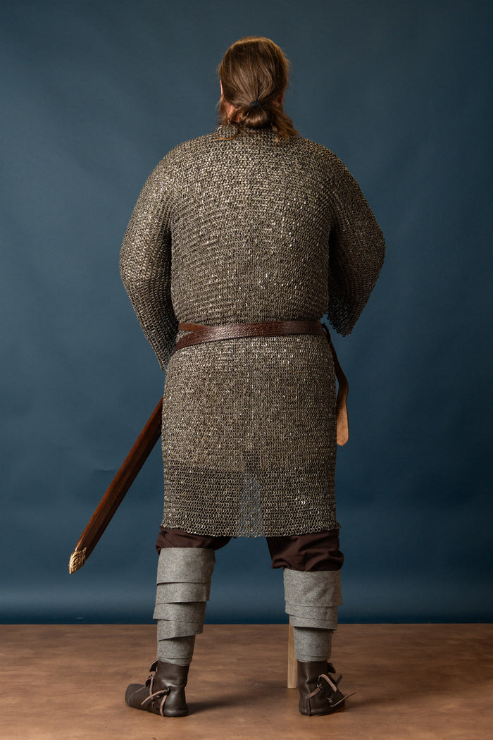 Hauberk with split, round rings, round rivets 9 mm