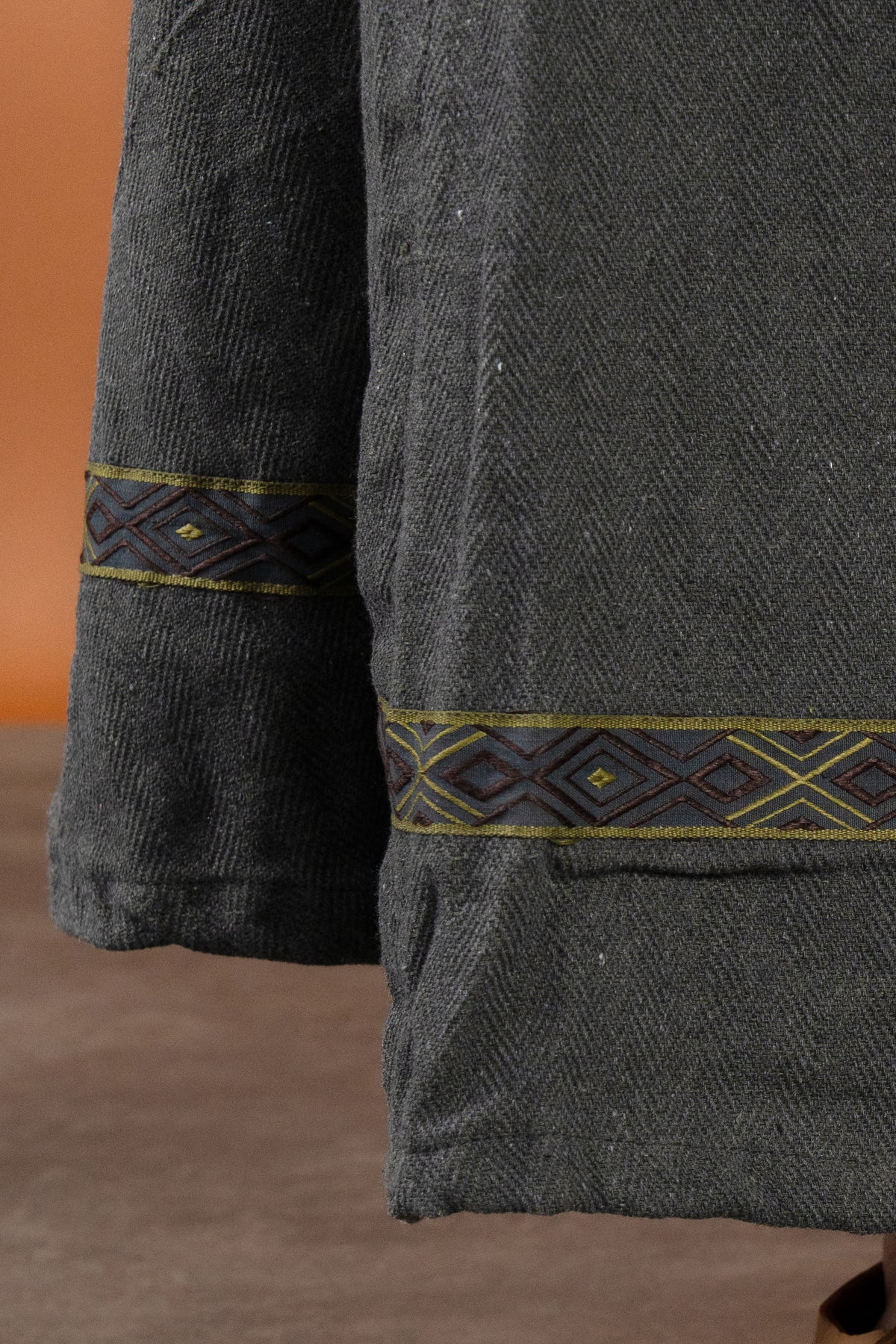 Medieval dress Estrid with herringbone pattern, nature grey
