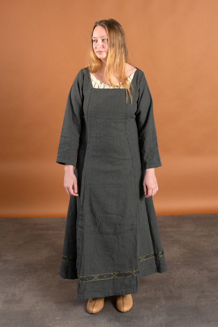 Medieval dress Estrid with herringbone pattern, nature grey