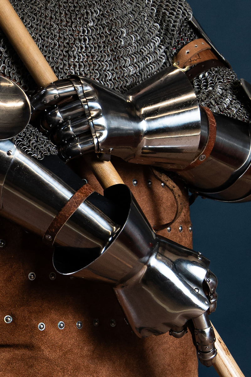 Guanti a clessidra 1350–1410, 1,6 mm