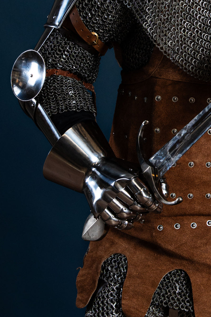 Guanti a clessidra 1350–1410, 1,6 mm