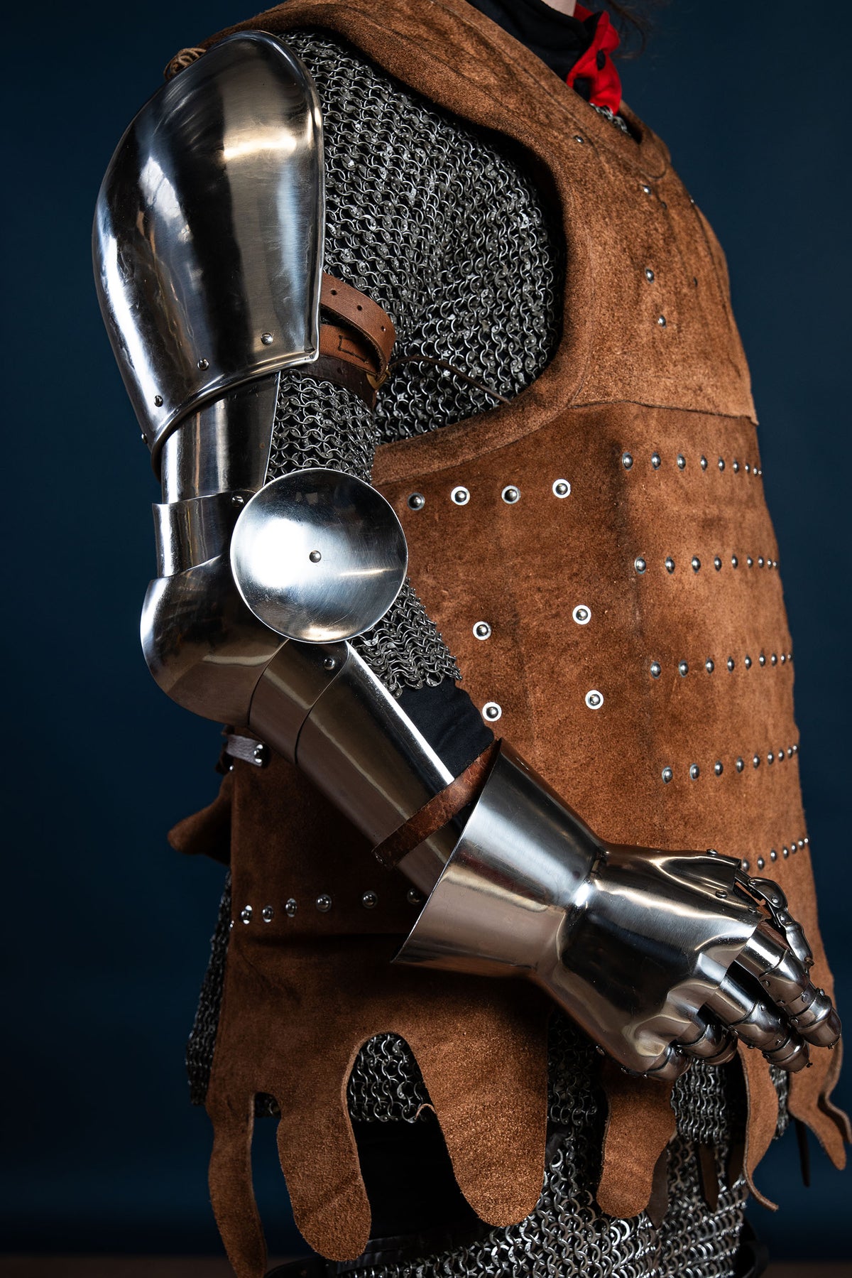 14th century vambraces, arm armour, 1.6 mm
