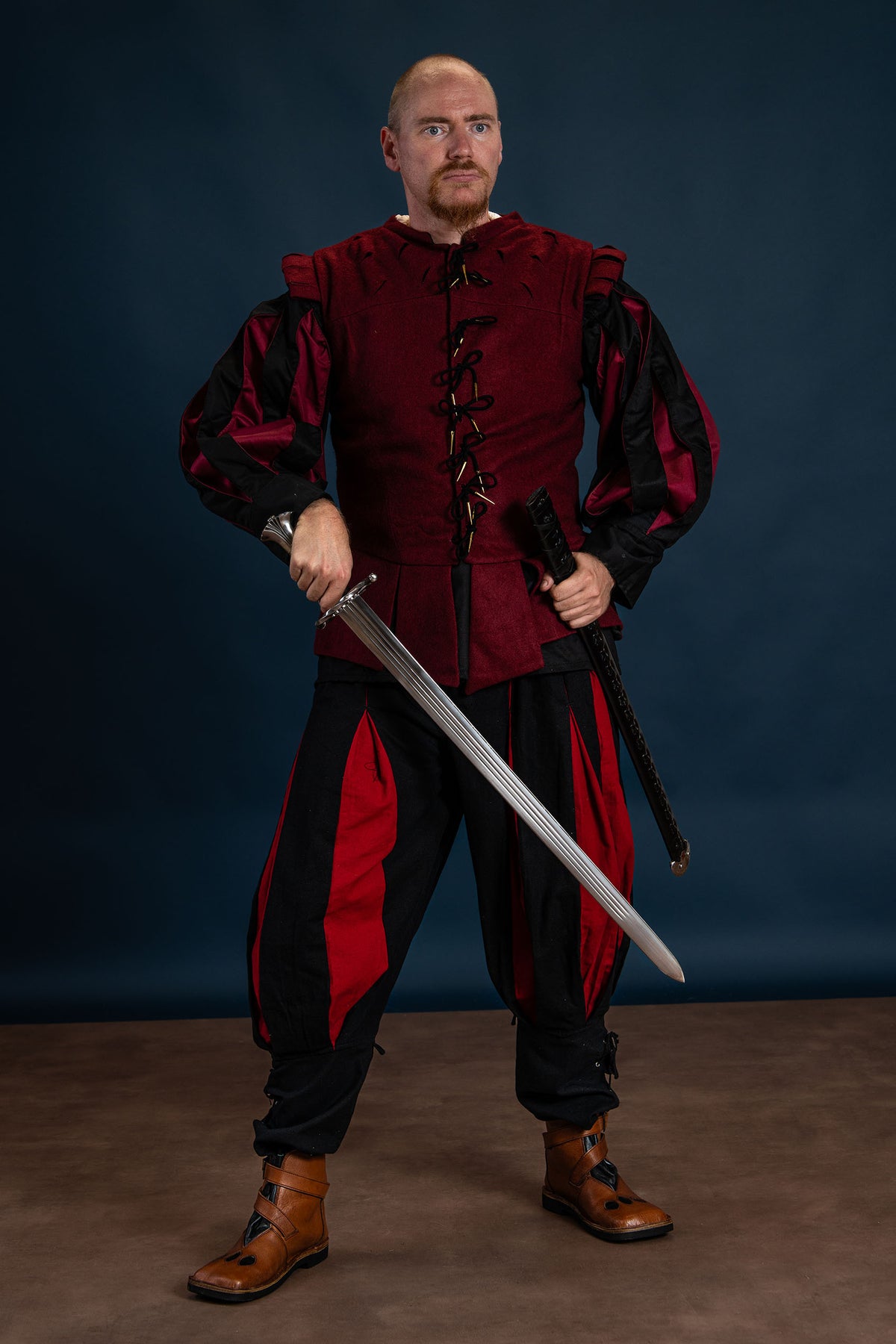 Landsknecht shirt, black/red