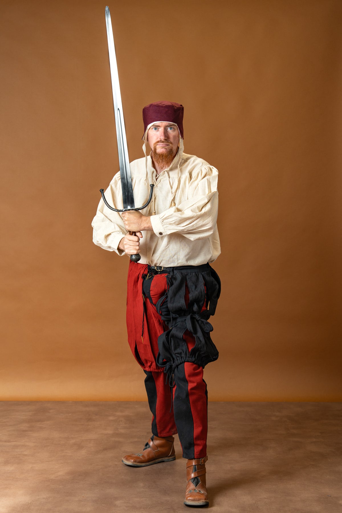 16th century two-handed sword, blunt (battle-ready)