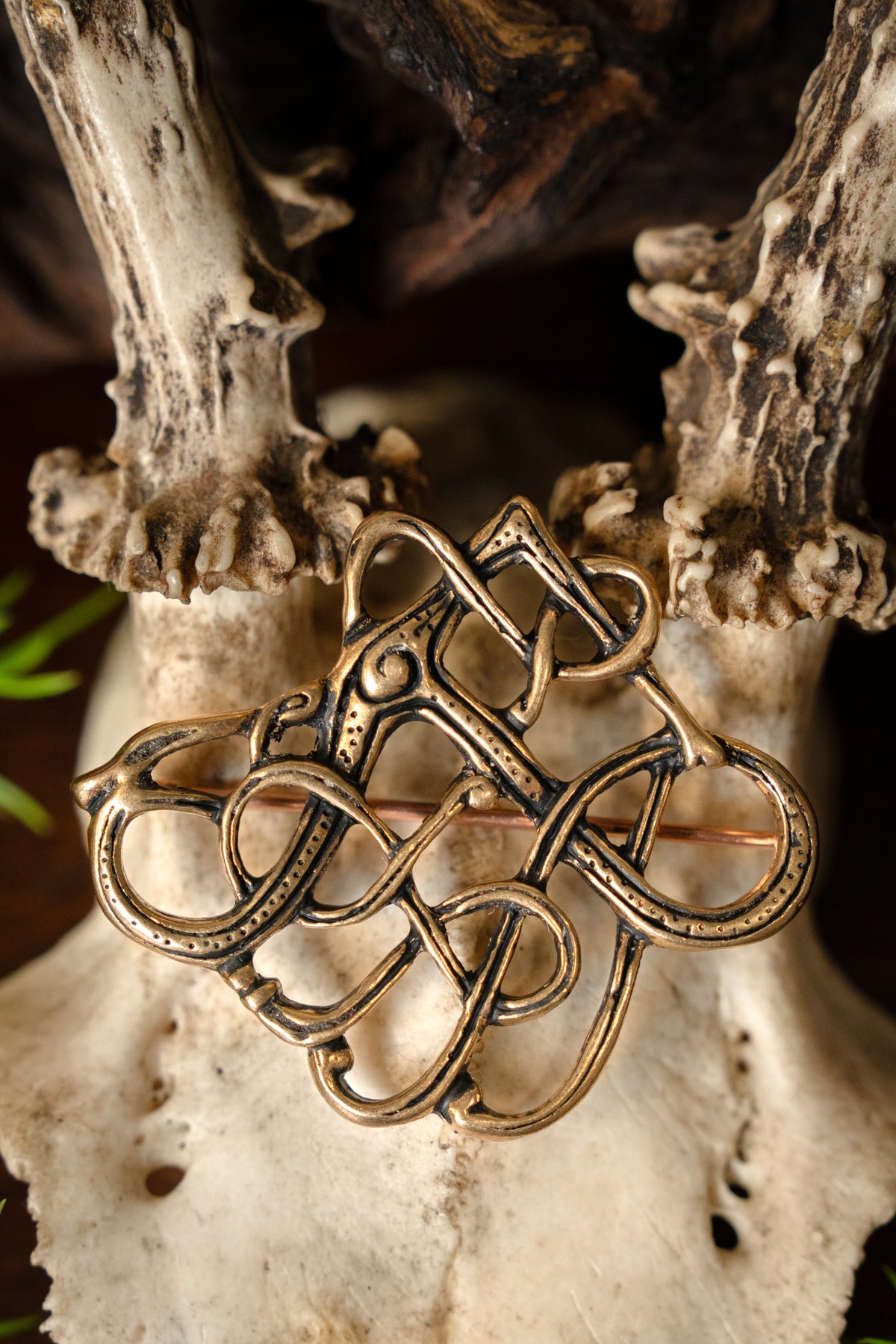 Viking brooch Trollaskogur, bronze