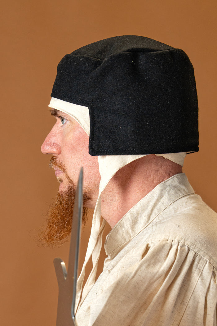 Renaissance cap Rafael, wool blend, black