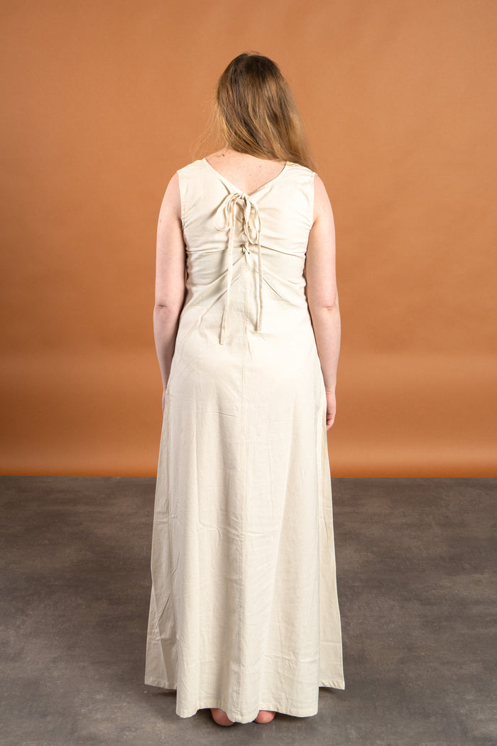 Aveline chemise, underdress