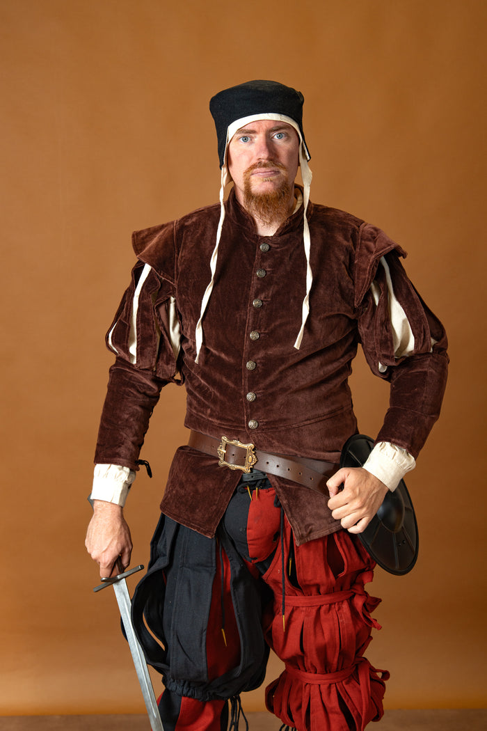 Doublet with open sleeves, red-brown