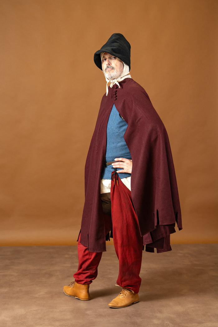 14th century cloak Bockstenman, heuke, wool, bordeaux red