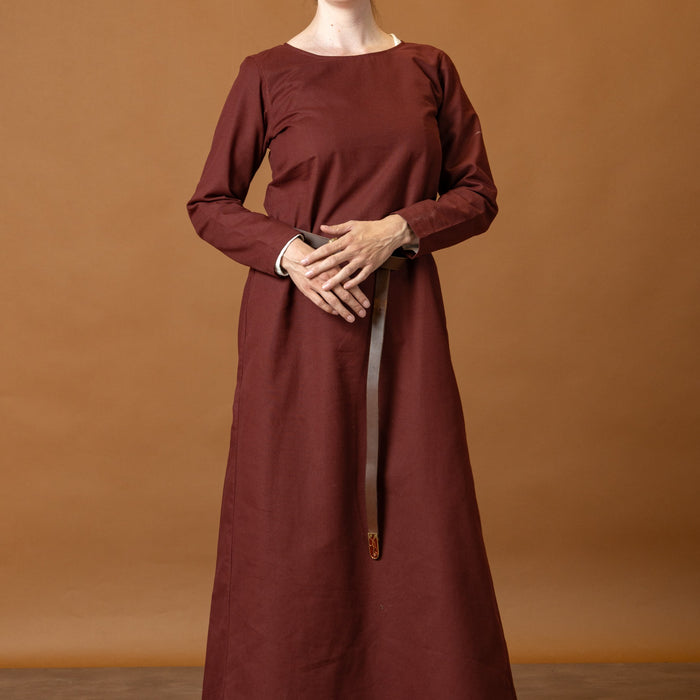 Medieval dress Freya, burgundy-red