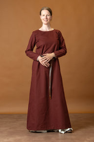 Medieval dress Freya, burgundy-red