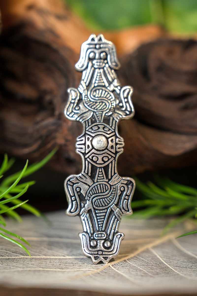 Vikingbroche Birka, graf 1080, verzilverd brons