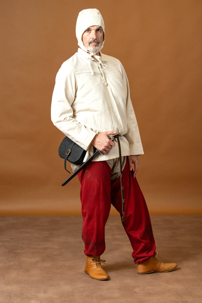 Medieval chausses with laces, red
