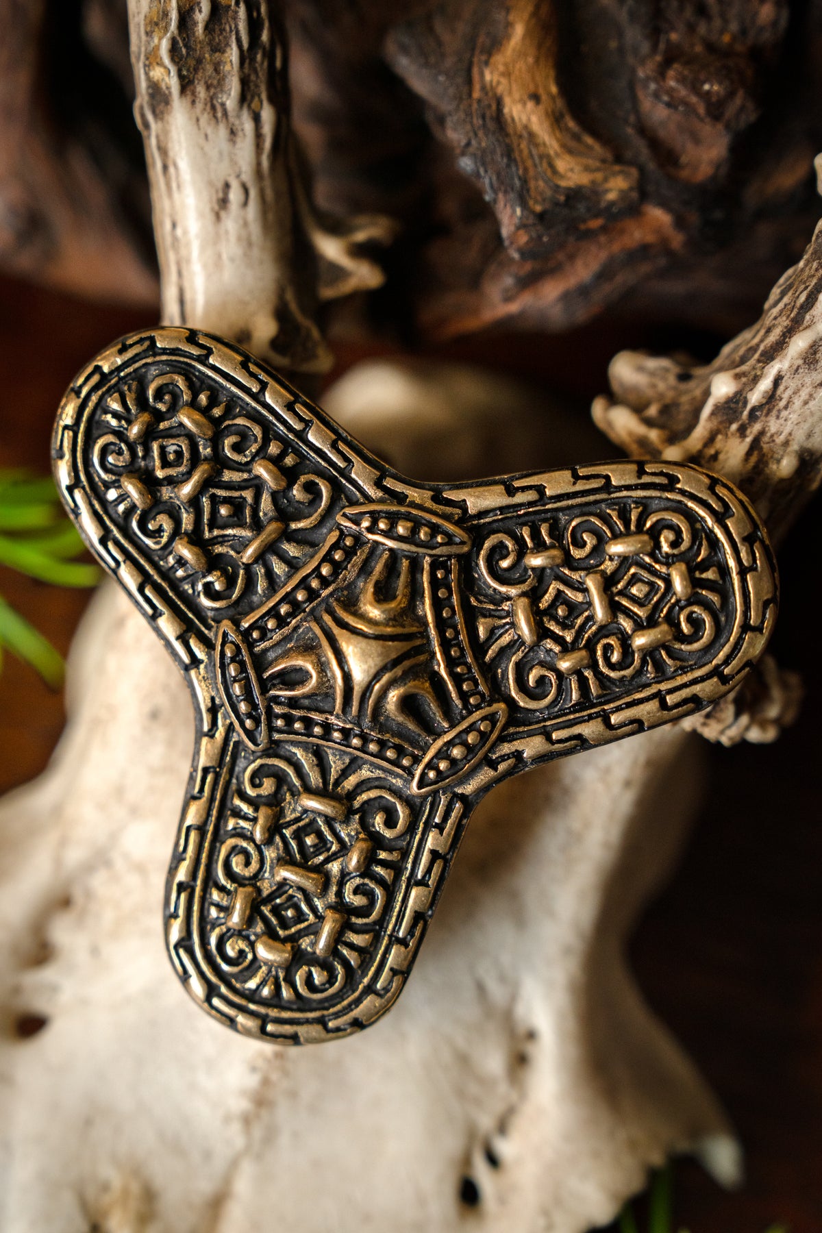 Trefoil fibula Varnamo, bronze