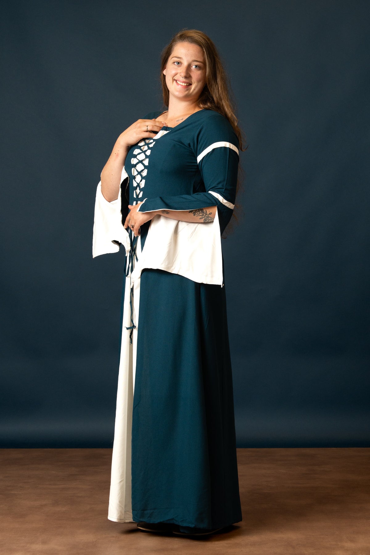 Dress Eleanora green-white