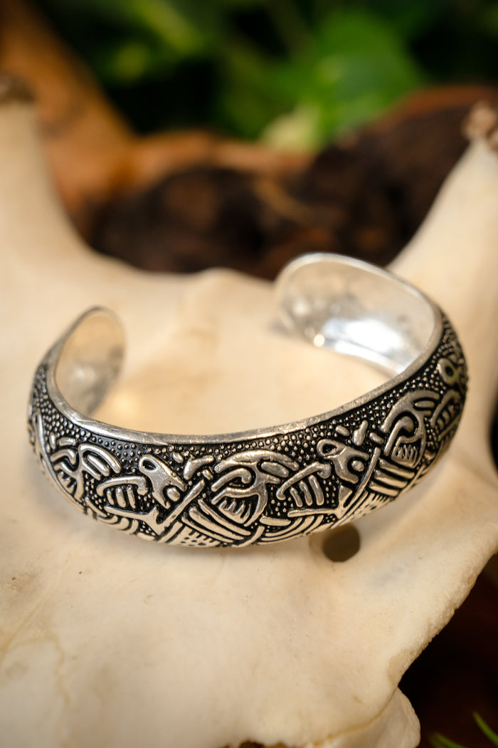 Insular Celtic bracelet, silvered bronze