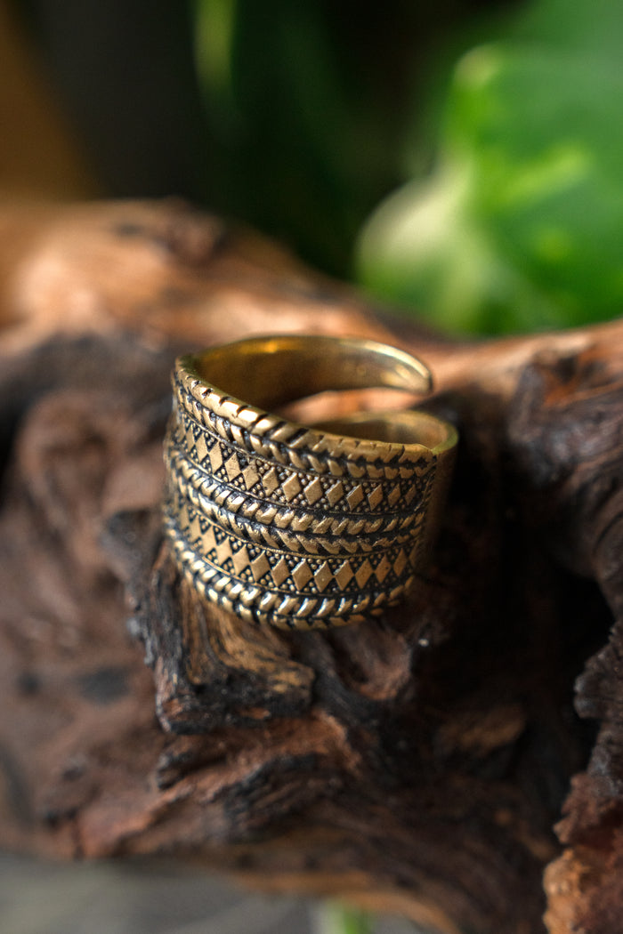 9th-10th century Viking ring Gotland, bronze