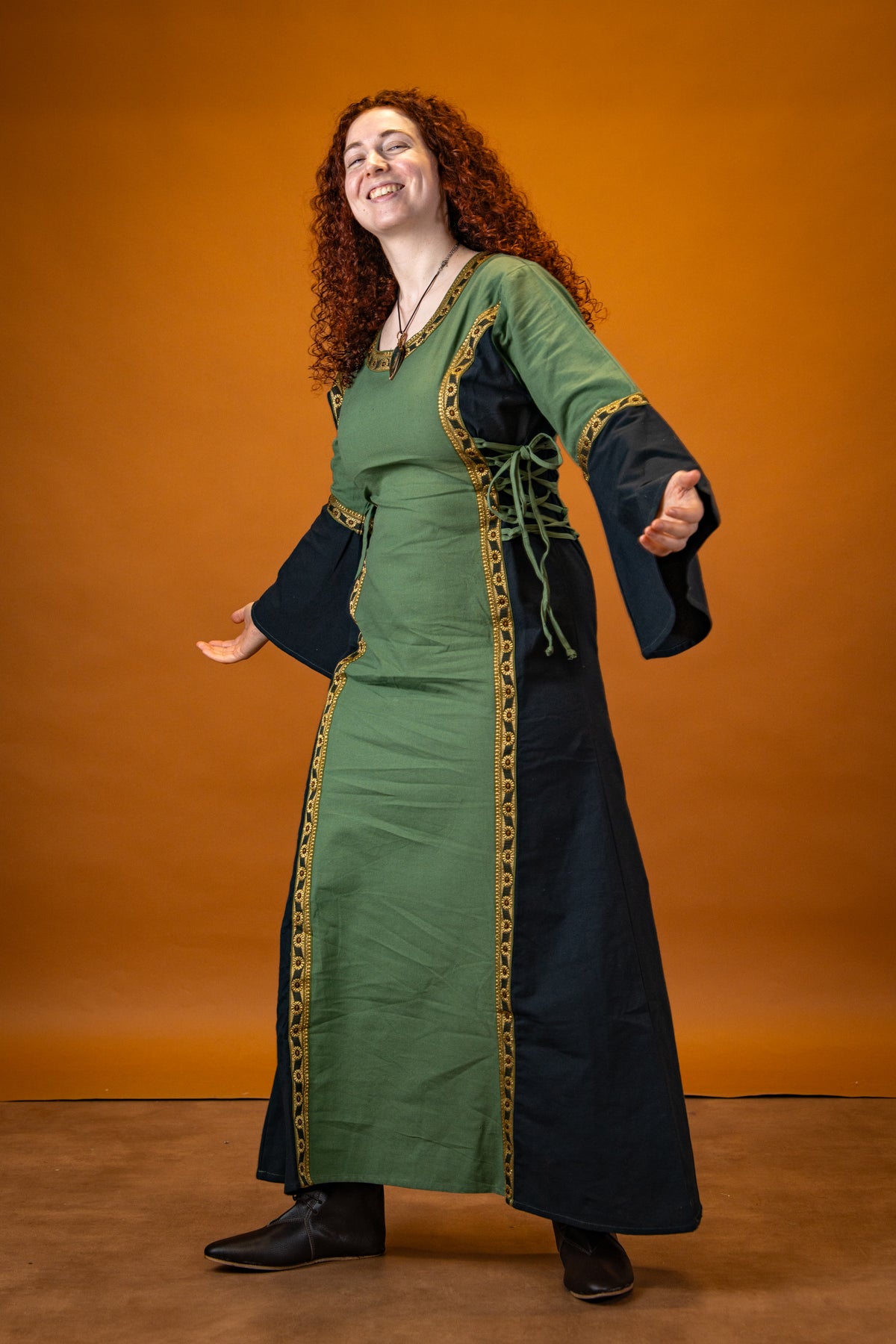 Dress Cleena green-black
