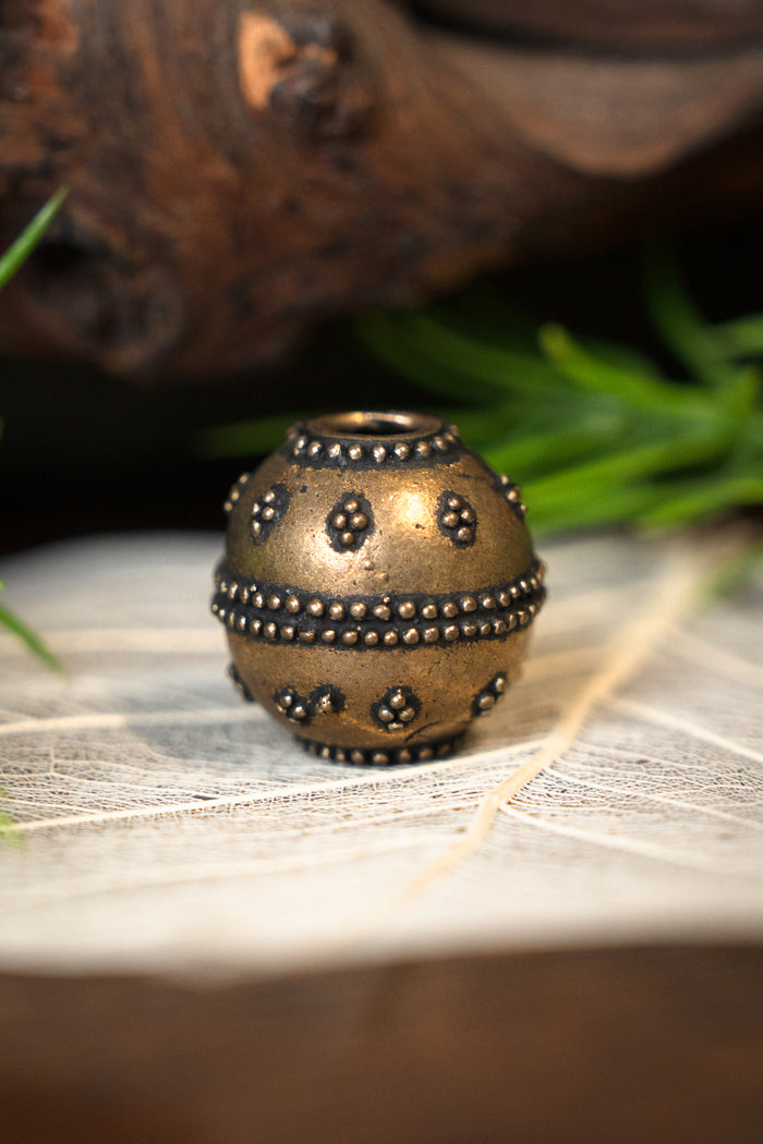 Viking beard bead Gotland, bronze