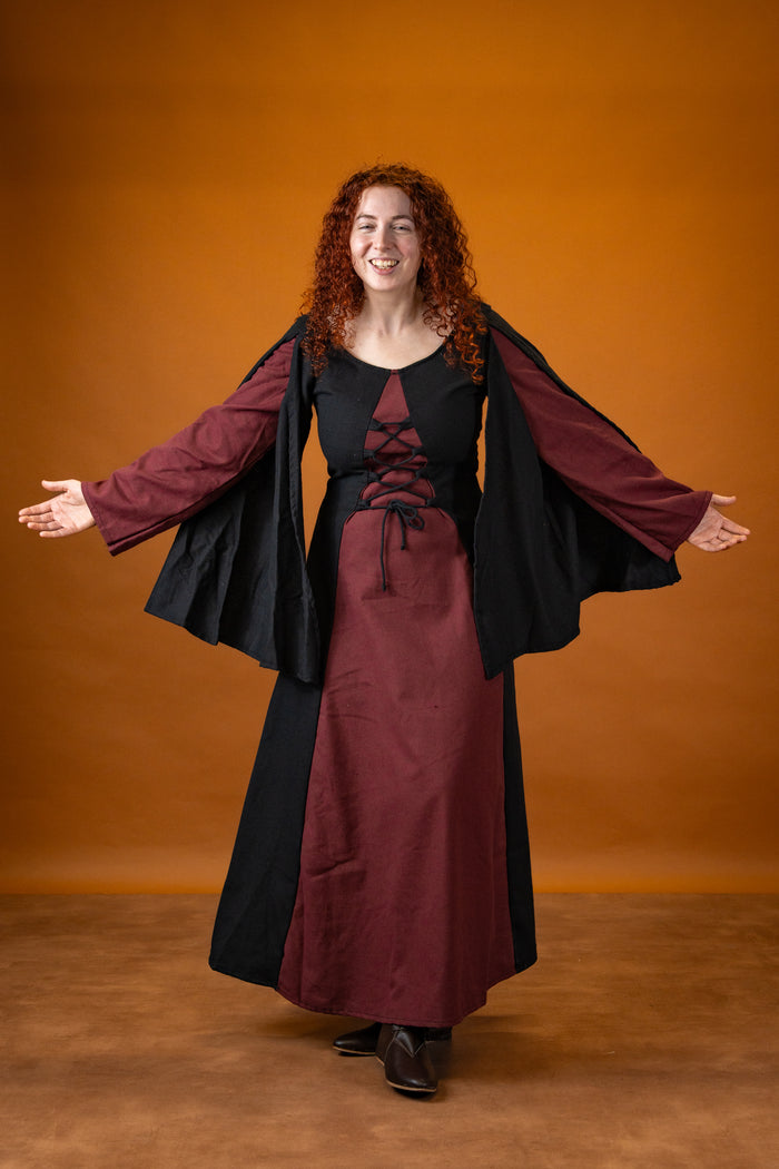 Medieval dress Jasione, black/burgundy