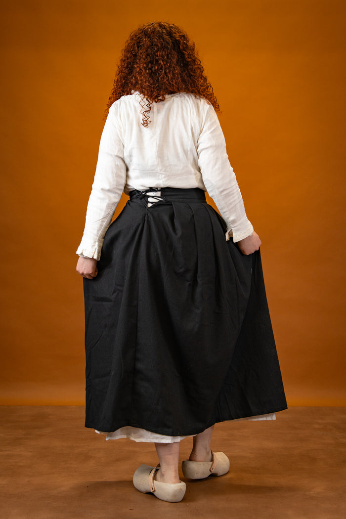 Clogs with leather band