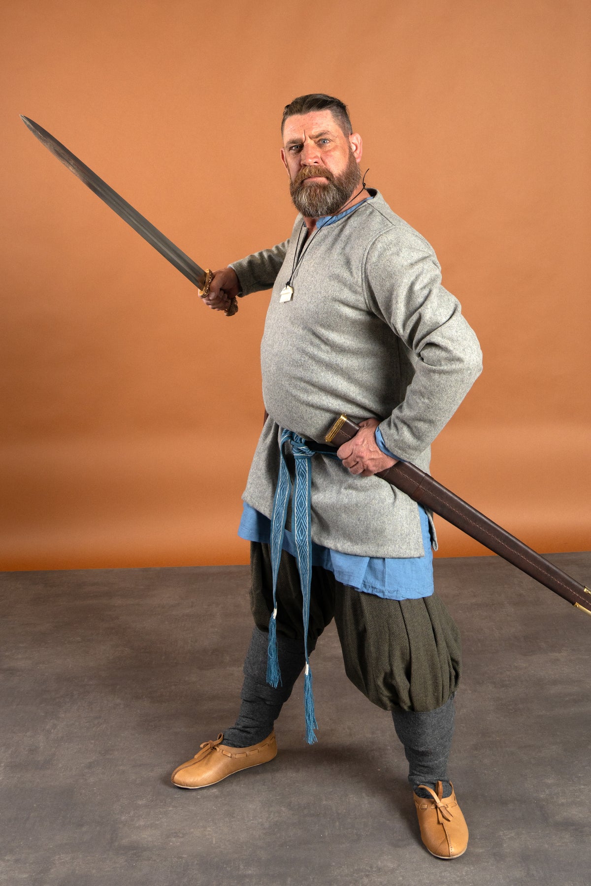 Rusvik Viking trousers Borys, herringbone pattern, olive/grey, wool mix