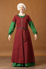 Cotehardie Odilia, burgundy red