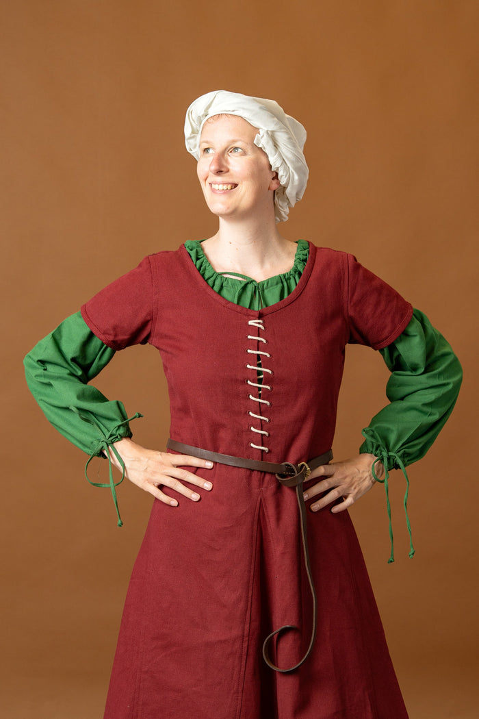 Cotehardie Odilia, burgundy red