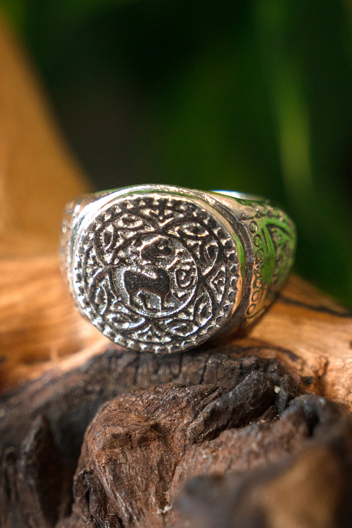 Anglo-Saxon Ring King Offa, tin