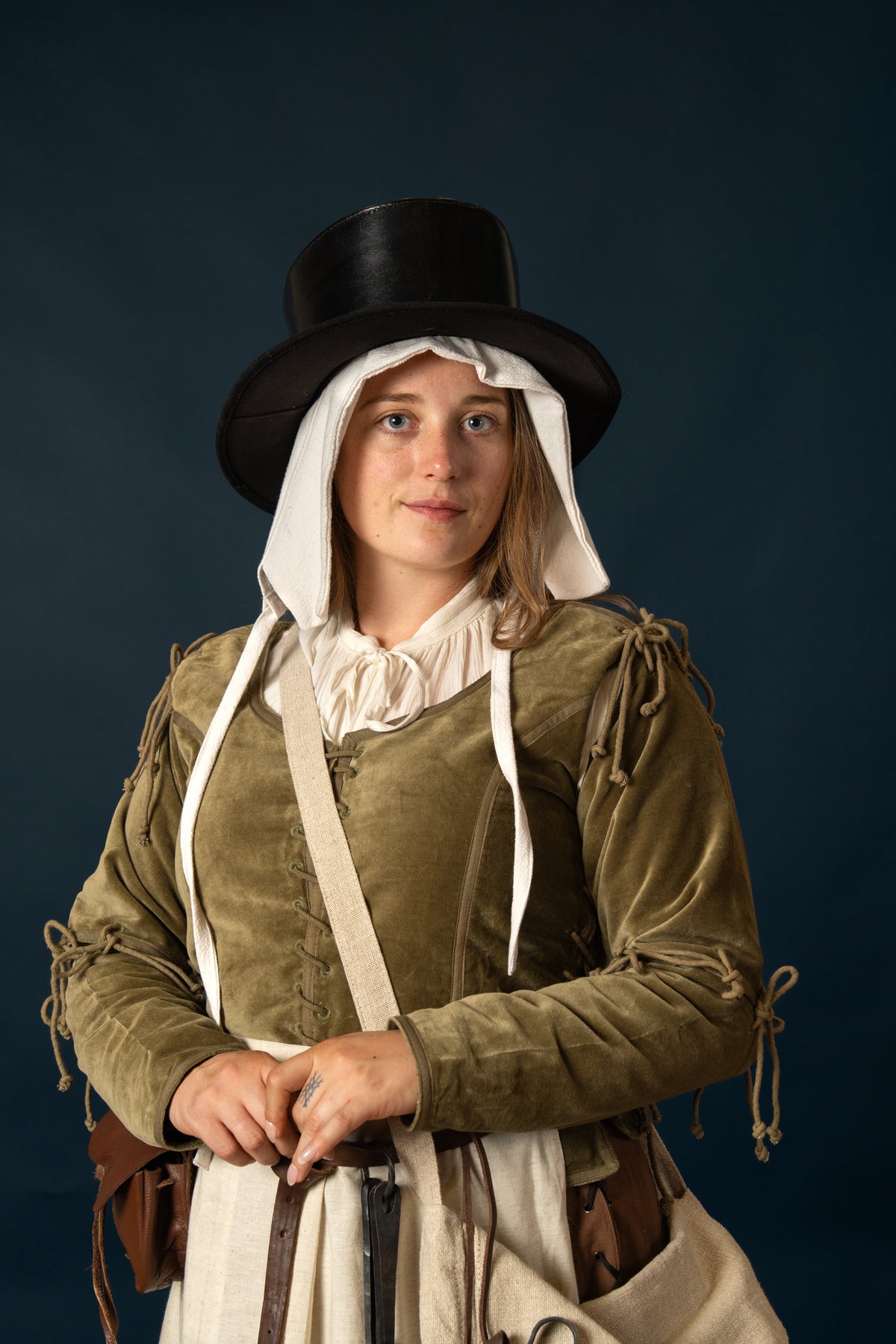 Ladies doublet Griselda, velvet, green