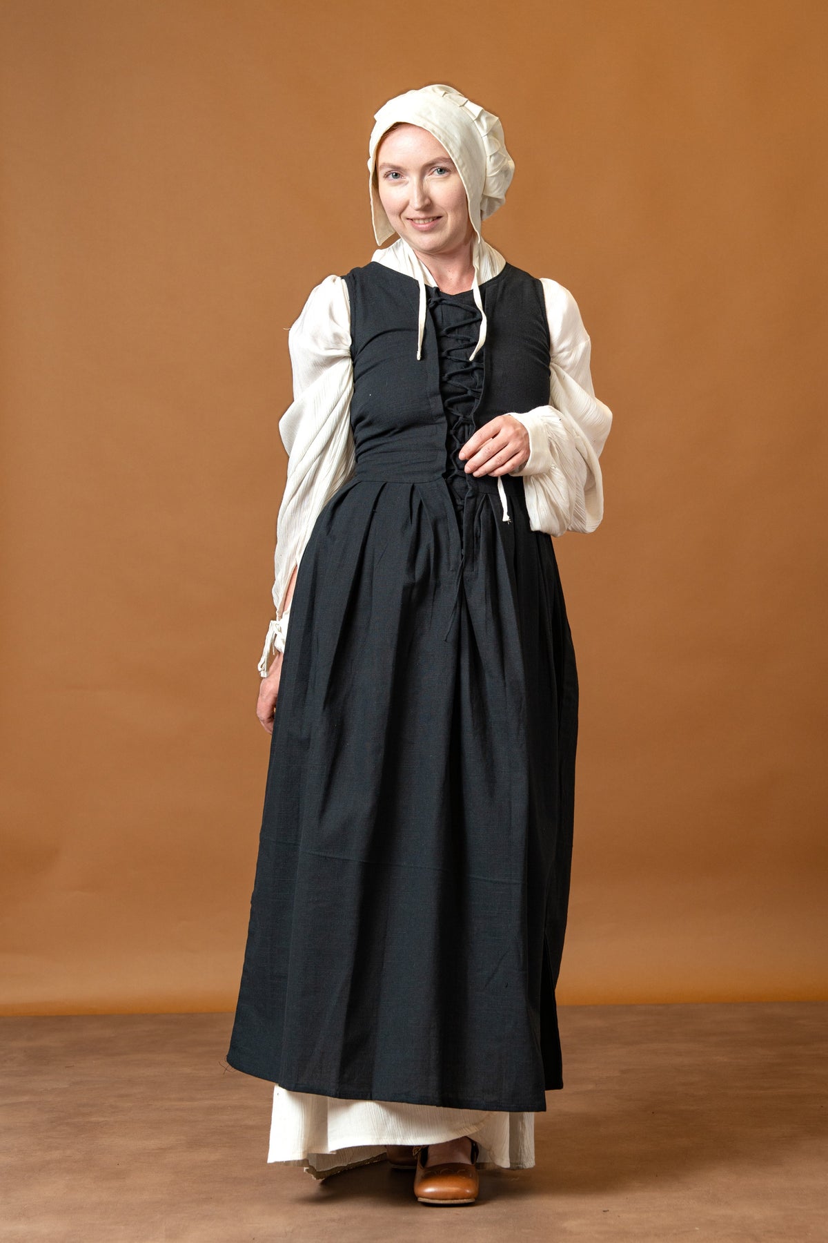 Kirtle Adelina, black