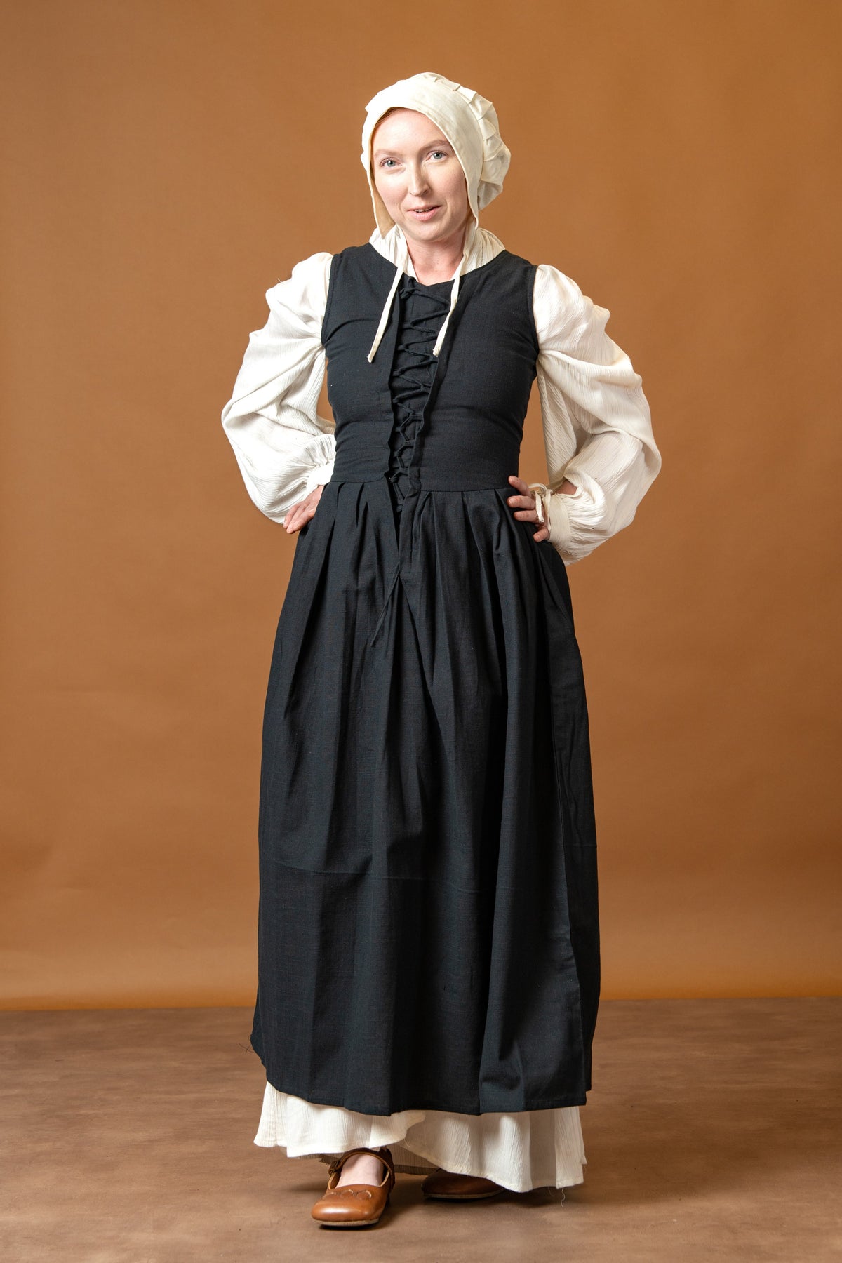Kirtle Adelina, black
