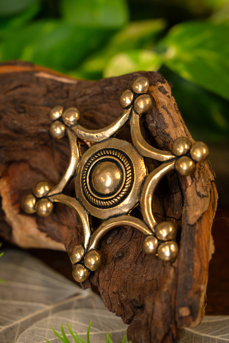 Broche Uta zu Naumburg, bronze