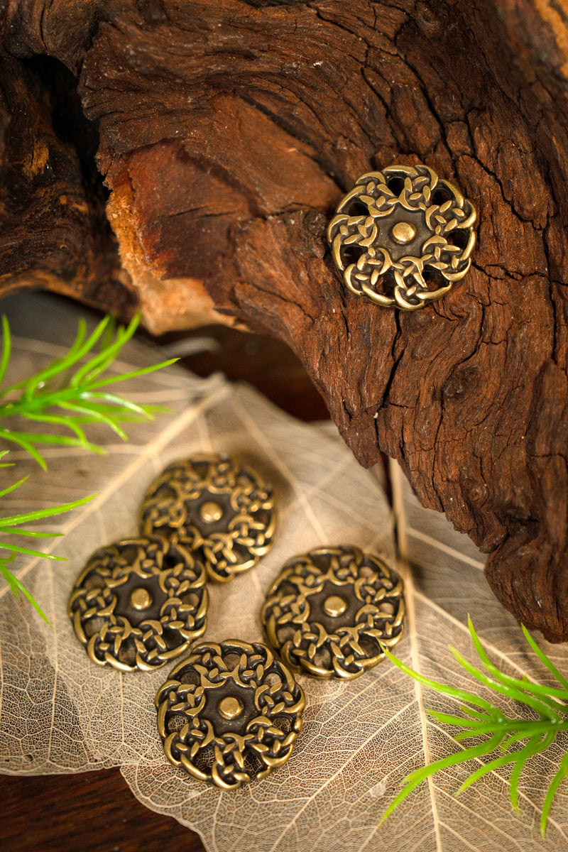 Tidligmiddelalderlige gæliske knapper, sæt med fem stk., messing