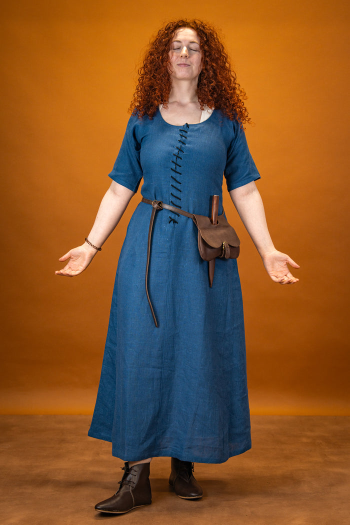 15th century cotehardie, linen, blue
