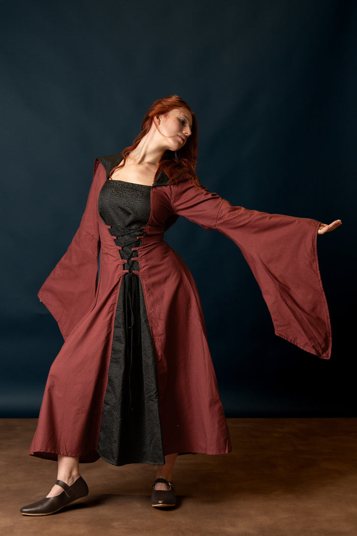 Medieval dress Ophelia, red-black