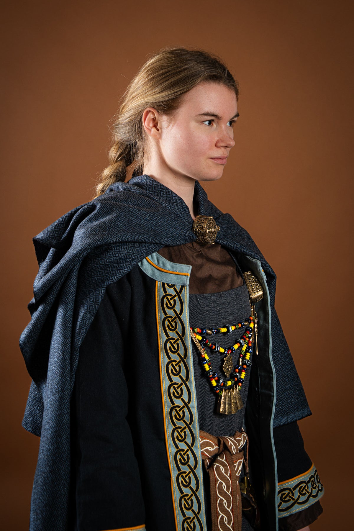 Embroidered Viking kaftan, blue