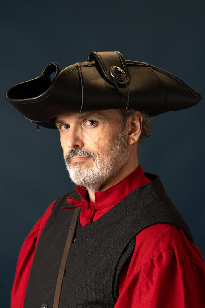 Flint tricorn, leather, black