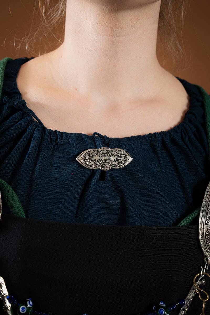 Fíbula vikinga Birka, bronce plateado