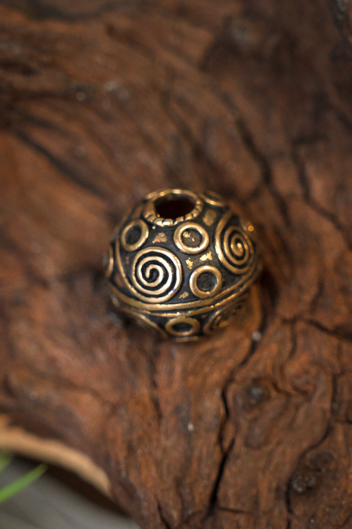Viking beard bead Birka, bronze